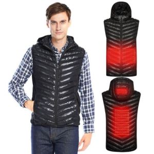 Chico con chaleco termico negro